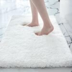 White Bathroom Rug 17x24 - Non-Slip Plush Small Bath Mat, Highly Absorbent & Ultra Soft Fluffy Floor Mat, Machine Washable for Shower and Tub